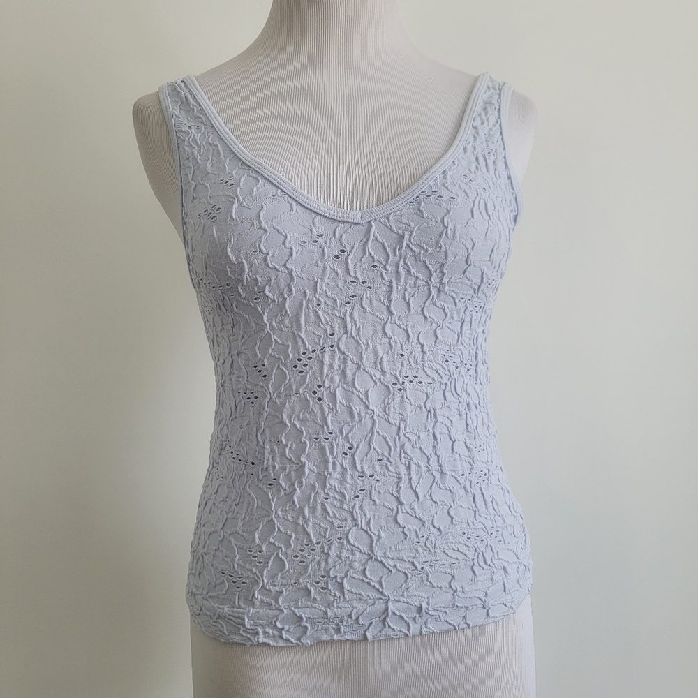Gypsy & Jade Women Light Baby Blue Tank Top Stretchy Soft Texture Flowers Sz S/M